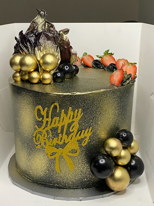 Black & Gold Cake - Available in Vanilla, Red Velvet, Chocolate, etc.
