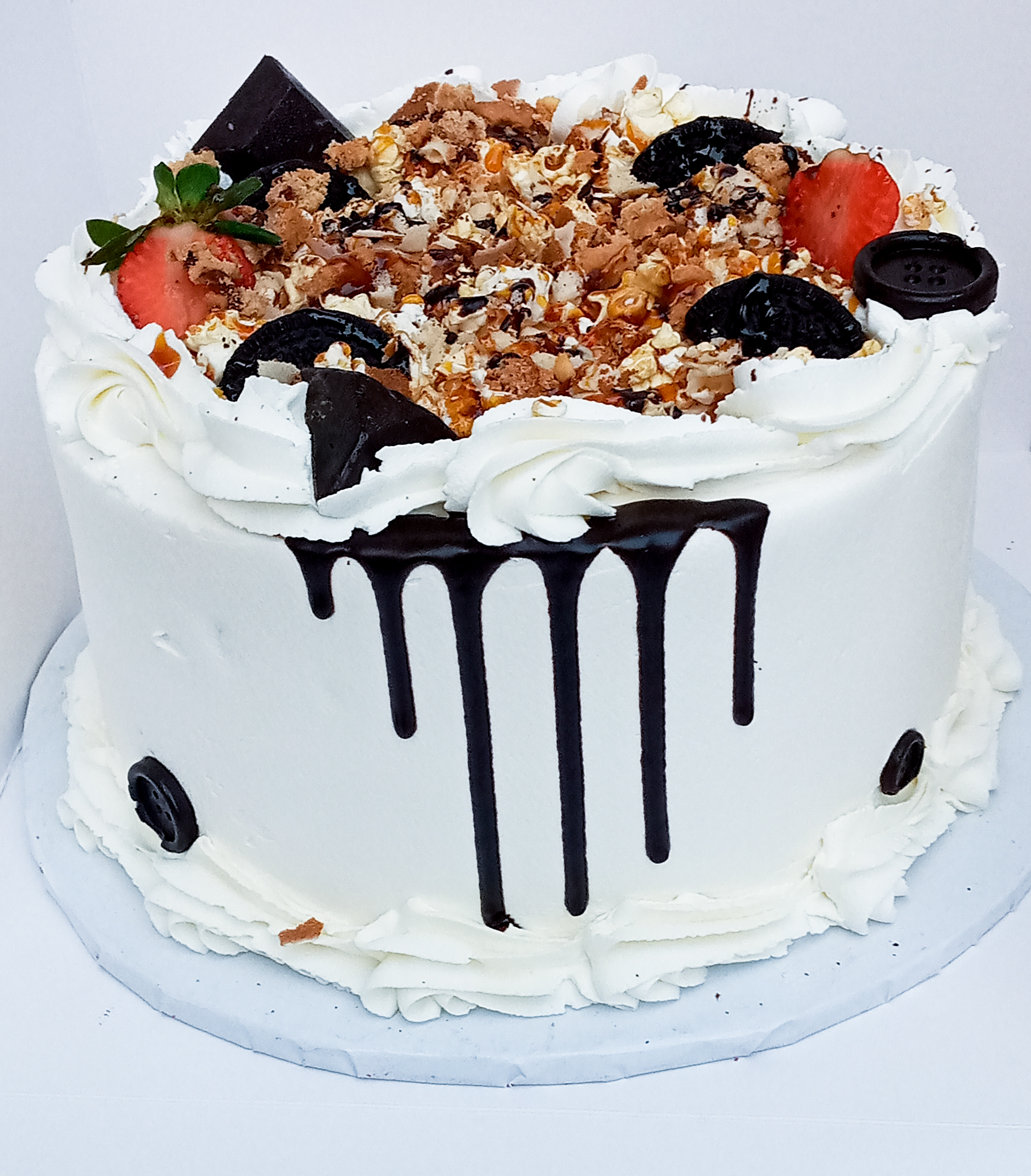 Pop Forest WhippedCream Cake - Available in Vanilla, Red Velvet, Chocolate, etc.