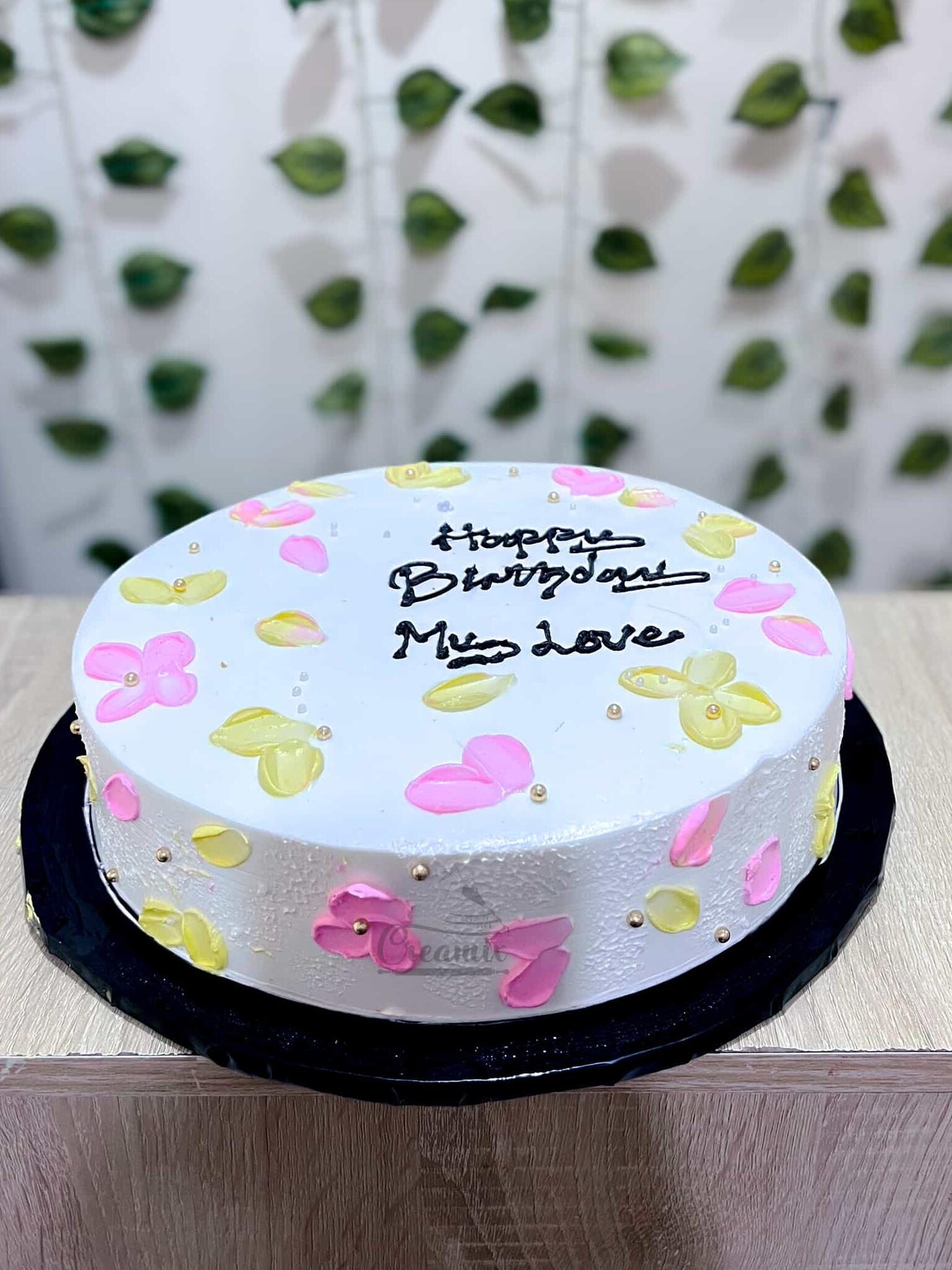 OVO Cake Single Layer thumbnail 3