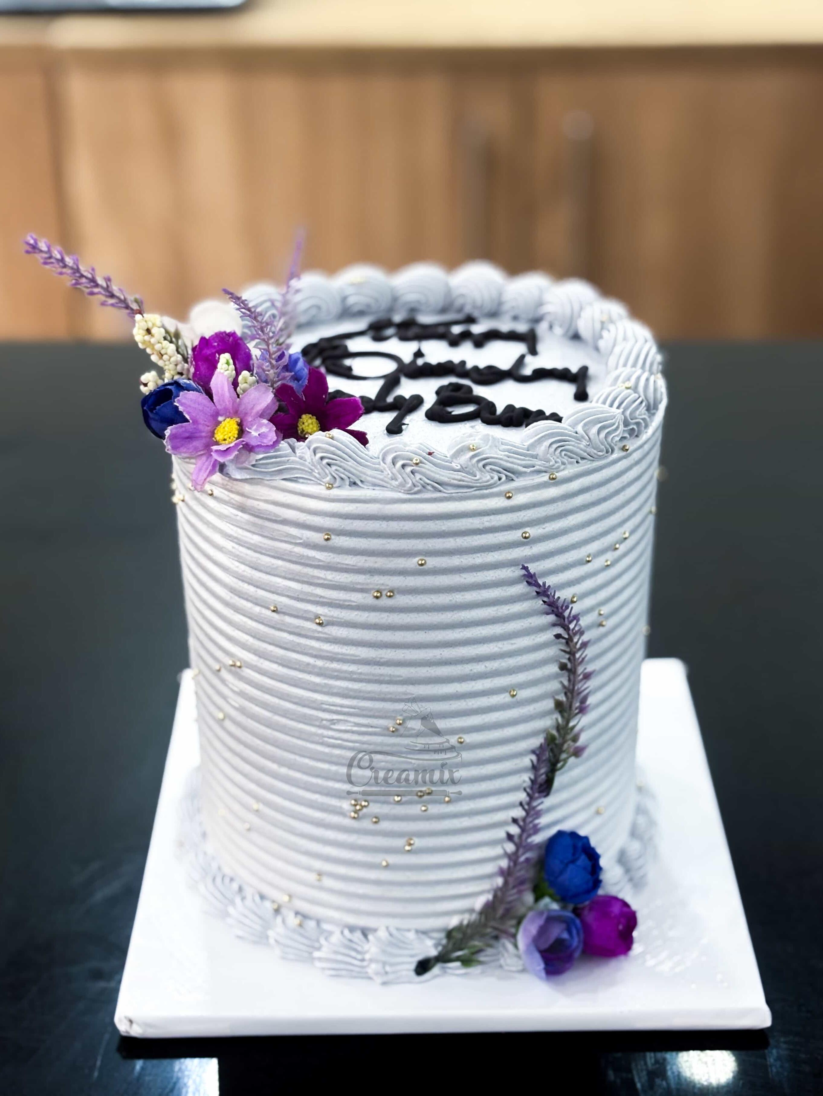 BUNMI Cake - 6" 3 layers image