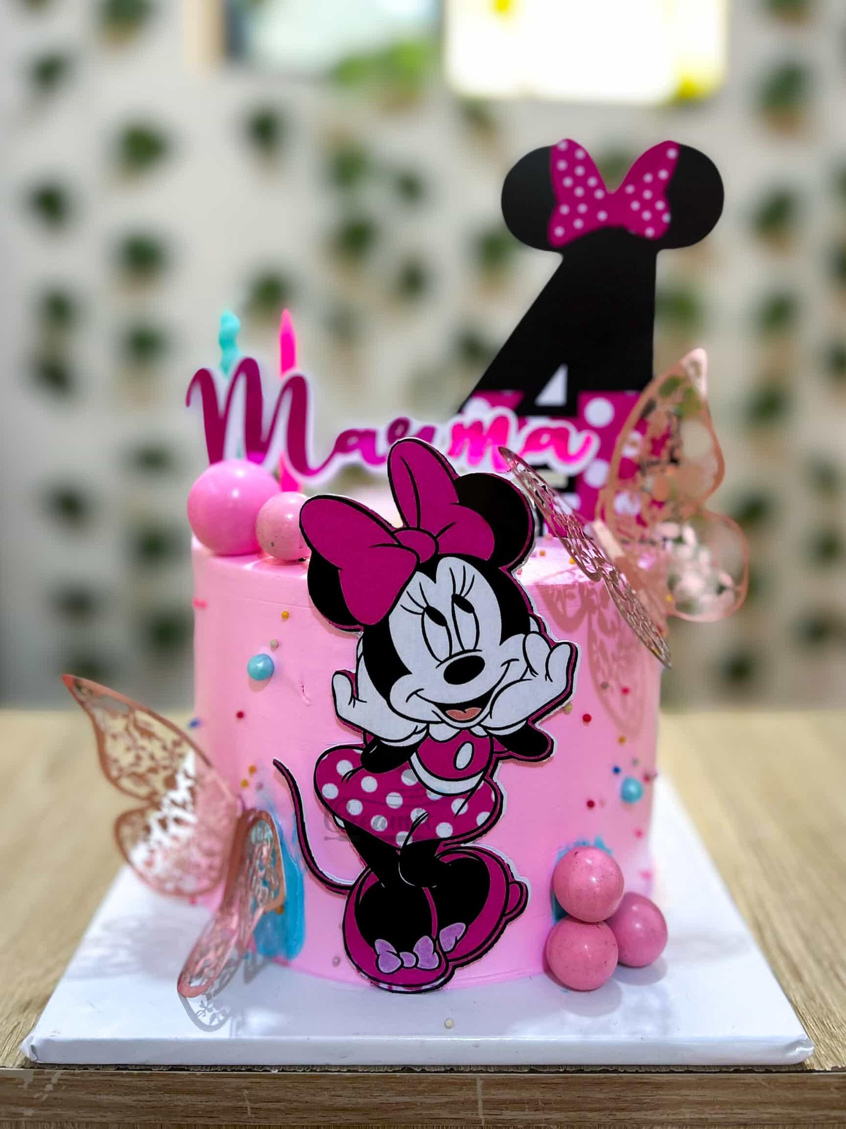 Children Character Cake In 6" thumbnail 3